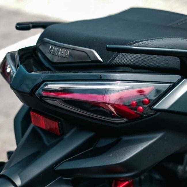 JPA ジェイピーエー LED Stop Lamp X-Line X-MAX YAMAHA ヤマハ テールランプ 灯火類 電装系_3