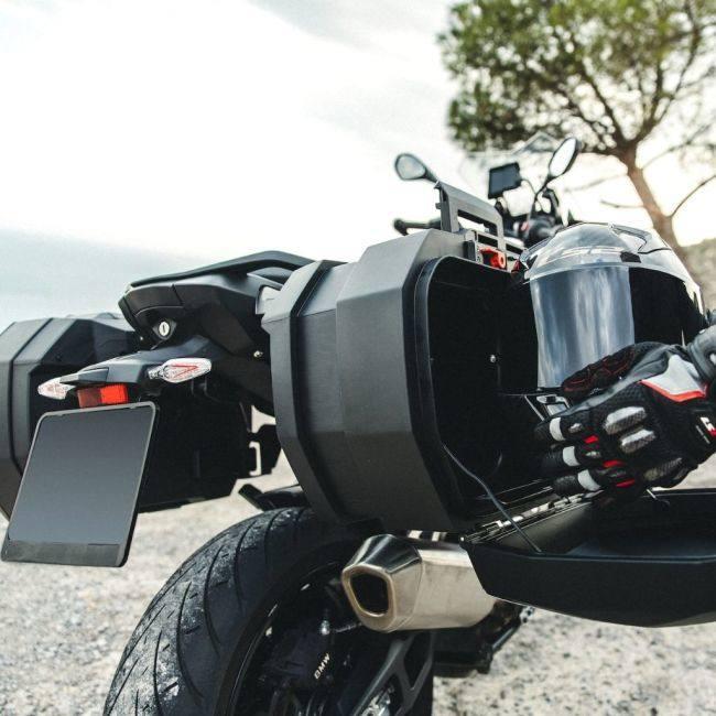 SHAD（シャッド） SH38X サイドケース カラー：無塗装ブラック