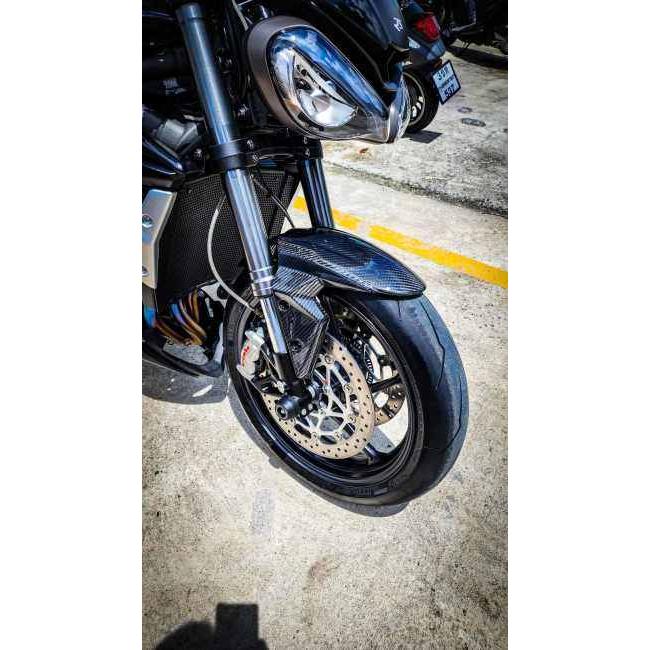 RPM CARBON アールピーエムカーボン フロントフェンダー STREET TRIPLE 765 仕上げ：ツヤあり / 仕様：綾織 Street Triple RS TRIUMPH トライアンフ 外装_1