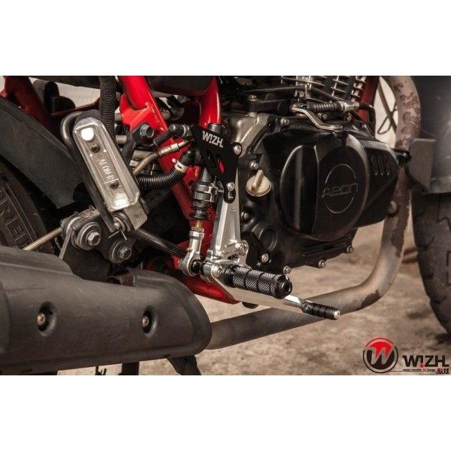 WIZH ウィズ BEV2 バックステップ MY125/150 (11-) MY125 MY150 aeonmotor Aモーター ステップ 足回りの画像