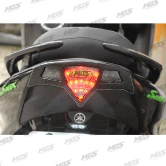 モス（MOSS） MOS FRP 530 Style テールランプカバー マジェスティS