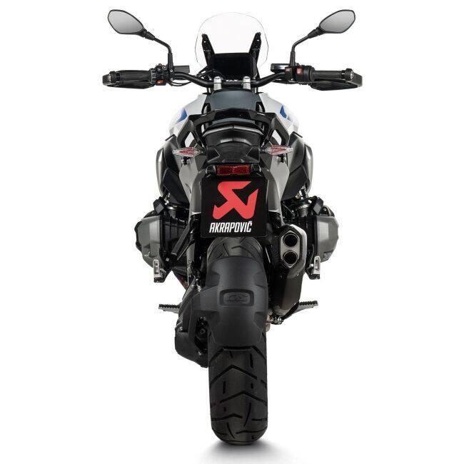 AKRAPOVIC（アクラポビッチ） 政府認証マフラー スリップオンライン