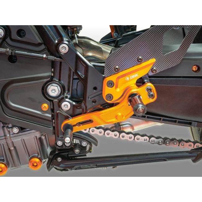 DUCABIKE (DBK) ドゥカバイク (ディービーケー) アジャスタブルステップキット 990 DUKE R KTM バックステップ ステップ 足回り_5