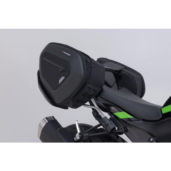 IS BACKさん専用 BEET ビート ハイパーバンク バックステップ カラー:シルバー Ninja ZX