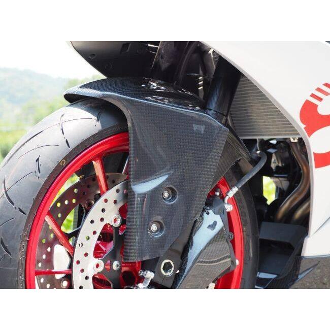 Magical Racing マジカルレーシング キャリパークーリングダクト タイプ：綾織りカーボン製 GSX-8R SUZUKI スズキ エアスクープ・エアダクト 外装_5