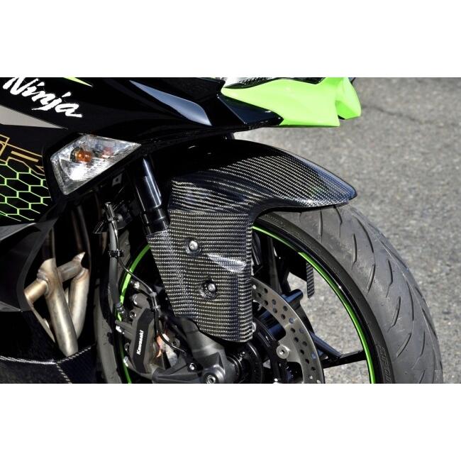 ZX-25R マジカルレーシング カーボンフロントフェンダー 綾織り艶あり Magical Racing（マジカルレーシング） フロントフェンダー タイプ