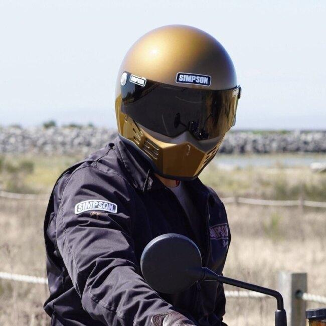 SIMSON シンプソン M10 ブラック サイズ57 美品 シンプソン M10 バイク用ヘルメット (バイク用ヘルメット) 価格比較