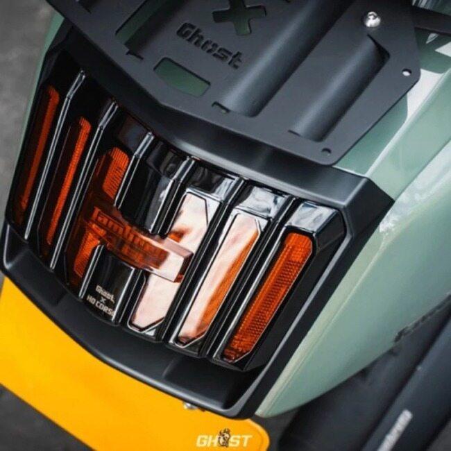 Ghost Factory ゴーストファクトリー Tail Light Decoration Cover X300 仕様：Bright Black LAMBRETTA ランブレッタ その他テールランプオプション・補修部品_1