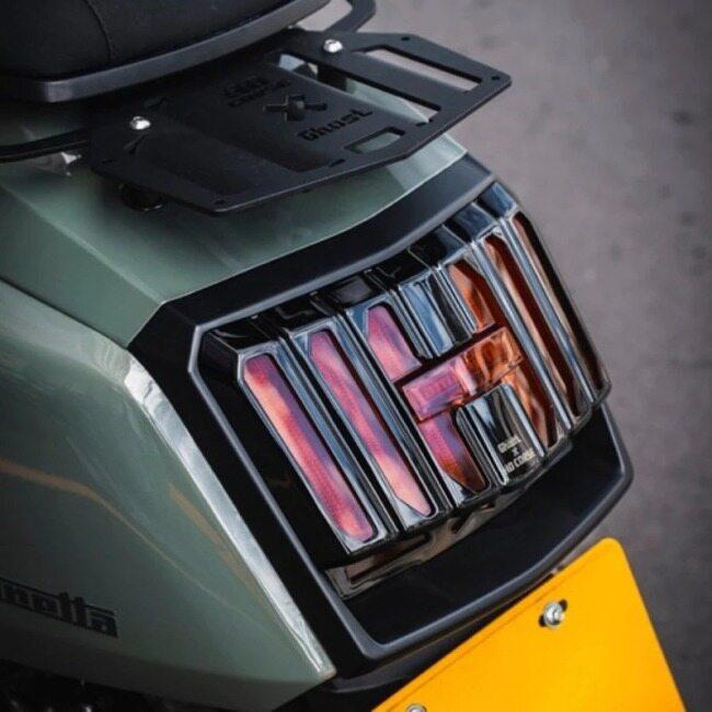 Ghost Factory ゴーストファクトリー Tail Light Decoration Cover X300 仕様：Bright Black LAMBRETTA ランブレッタ その他テールランプオプション・補修部品_2