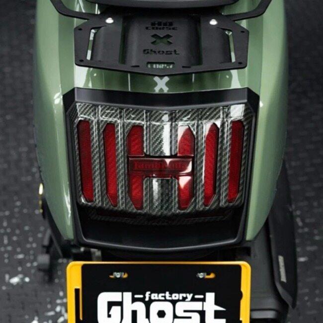 Ghost Factory ゴーストファクトリー Tail Light Decoration Cover X300 仕様：Bright Black LAMBRETTA ランブレッタ その他テールランプオプション・補修部品_7