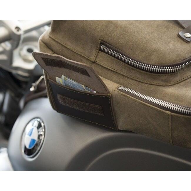 UNIT GARAGE ユニットガレージ Unit Garage TANK PANNIER IN WAXED SUEDE， Mossgrey | U033-Mossgrey タンクバッグ 車体用バッグ・ケース_2