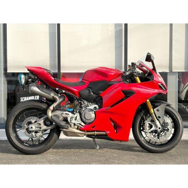de LIGHT（ディライト） フェンダーレスキット Panigale V2
