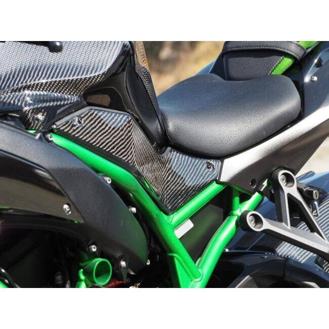 Magical Racing マジカルレーシング タンクサイドカバー タイプ：綾織カーボン製 / MagiVeilセラミックコーティング：なし ZH2 KAWASAKI カワサキ カウル関連の画像