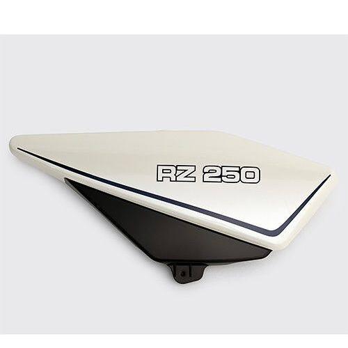 ワイズギア Y'S GEAR(YAMAHA) RZ250 復刻サイドカバー＆テールカウル