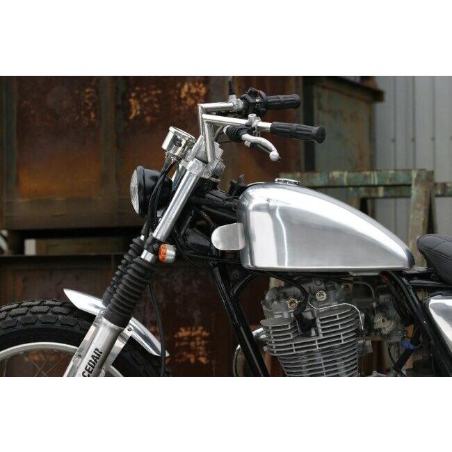 BIG CEDAR ビッグシーダー アルミタンクTYPE-4 SR400 YAMAHA ヤマハ ガソリンタンク タンク関連 外装の画像