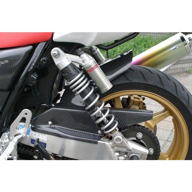FZS1000A-TECH製カーボンリアフェンダー