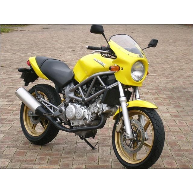 CHIC DESIGN シックデザイン ロードコメット カラー：イタリアンレッド / スクリーンカラー：スモーク VTR250 HONDA ホンダ ビキニカウル カウル関連 外装