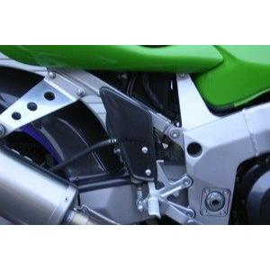 A-TECH エーテック リアブレーキマスターガード 素材：ドライカーボン ZX-7R KAWASAKI カワサキ マスターシリンダーガード ブレーキの画像