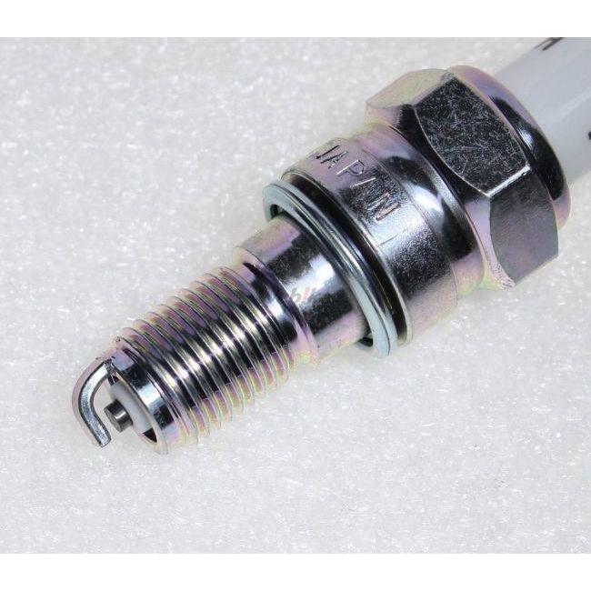 NGK エヌジーケー 標準プラグ C9EH-9 2142 CBR250R CBR250フォア CBR400R VFR750R HONDA ホンダ プラグ 点火系 エンジン | NGK | 06