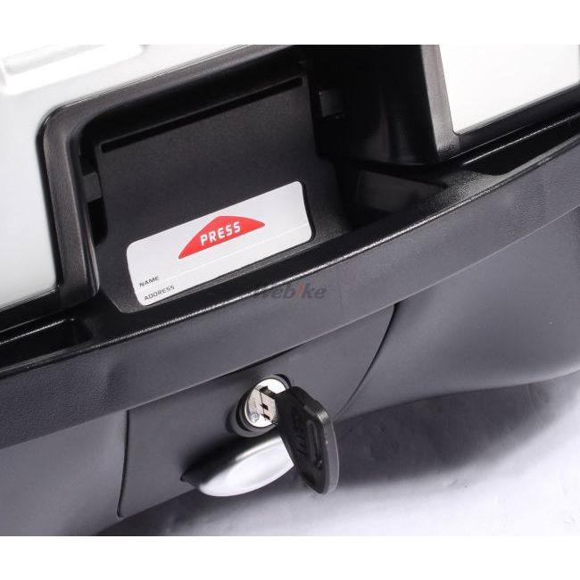 GIVI ジビ モノキーケース TREKKER [トレッカー] シリーズ カラー：シルバー [TRK33N] トップケース・テールボックス 車体用バッグ・ケース_11