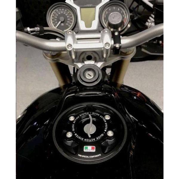 M900　NCR フューエルタンクキャップ クイックアクション ドゥカティ M900 NCR フューエルタンクキャップ クイックアクション ドゥカティ