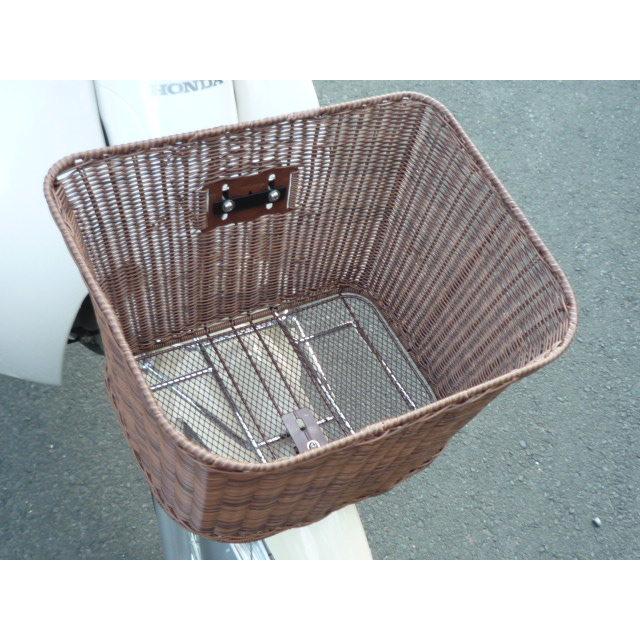 新品未使用　カゴ Cuby（カビィ） 籐風前かご角型 カゴ・バスケット 外装 : ウェビック1