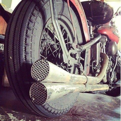 ハーレーダビッドソン 　ナックル用　マフラー ALLSTATE TIRES（オールステートタイヤ） モーターサイクルマフラー