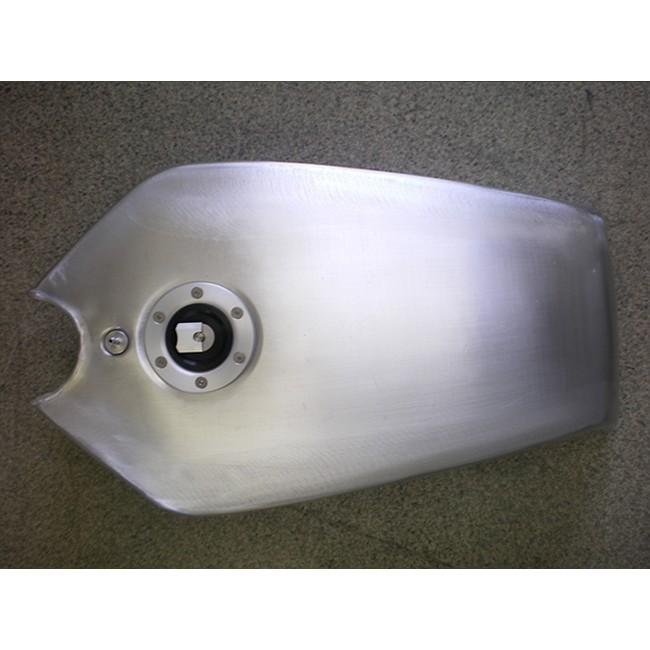 【公式】 Beater Beater:ビーター アルミタンク Z1-R KAWASAKI カワサキ 【SKC2326751620】(84700円)