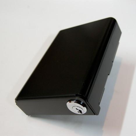 TERADA MOTORS テラダモータース 鍵付きETCロックケース(センター短ボルト) SOFTAIL [ソフテイル] ファミリー SPORTSTER [スポーツスター] ETC 電子機器類 | ブランド登録なし | 01