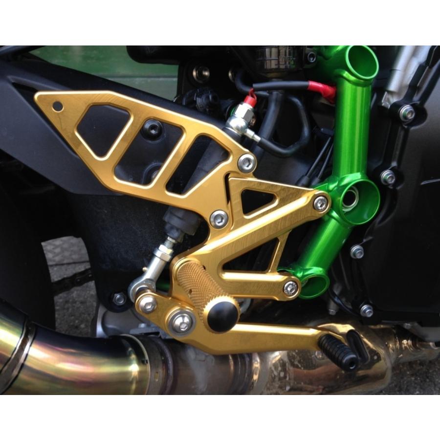 K-FACTORY ケイファクトリー ライディングステップ カラー：ステイゴールド NINJA H2 KAWASAKI カワサキ バックステップ ステップ 足回り