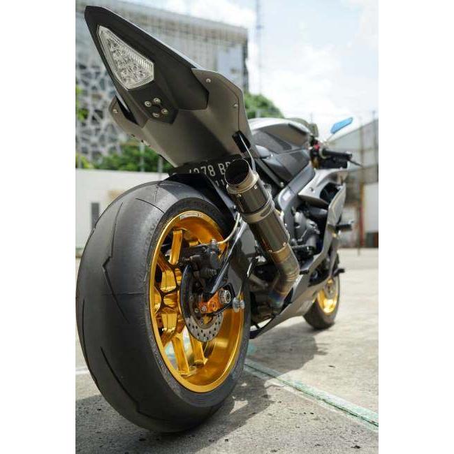 CLASS4 CLASS4:クラスフォーエンジニアリング Carrozzeria アルミ鍛造軽量ホイール ZX14R｜webike｜05