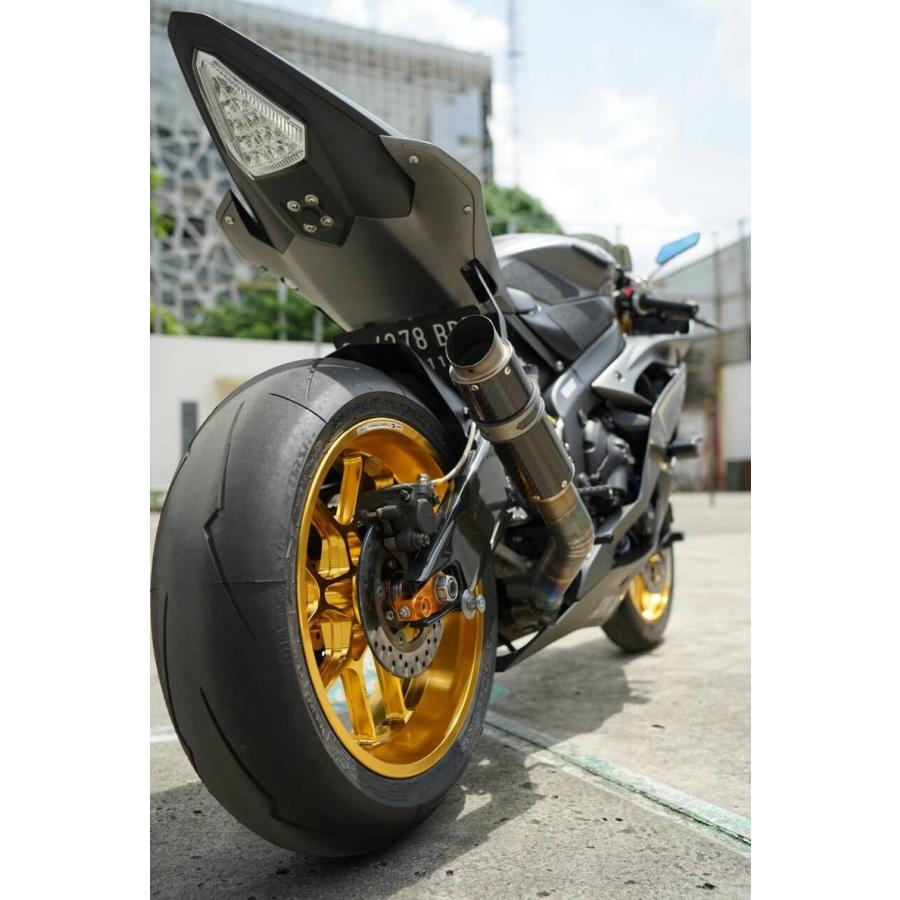 CLASS4 クラスフォーエンジニアリング Carrozzeria アルミ鍛造軽量ホイール カラー：マシーンフィニッシュシルバー / ホイールベアリング：標準 ZX10R ホイール | ブランド登録なし | 03