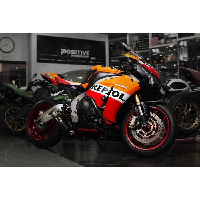 CLASS4 クラスフォーエンジニアリング Carrozzeria アルミ鍛造軽量ホイール カラー：マシーンフィニッシュシルバー / ホイールベアリング：標準 ZX10R ホイール | ブランド登録なし | 06