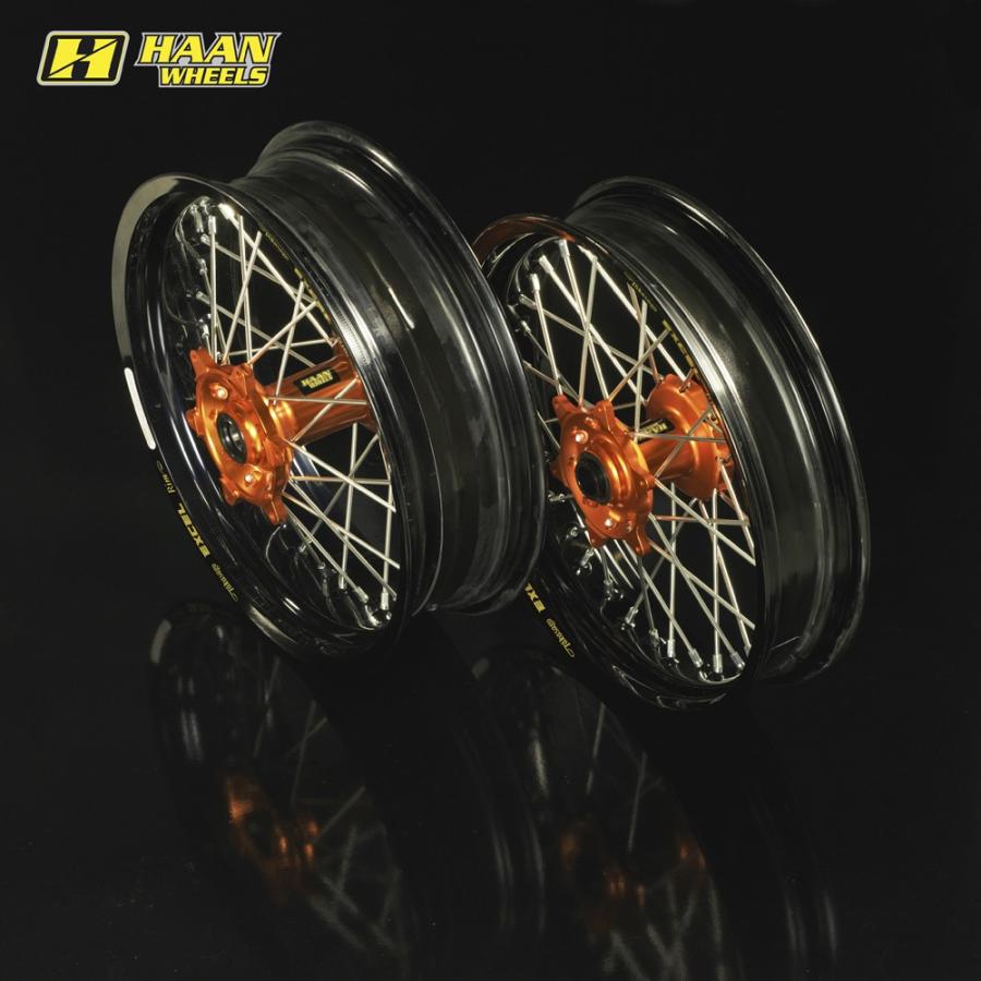 ブランド HAAN WHEELS HAAN WHEELS:ハーンホイール フロント・リアモタードコンプリートホイール F3.50-R5.00／17インチ カラー：チタン / カラー：レッド CR250 CR125 【2937082639】(106920円)