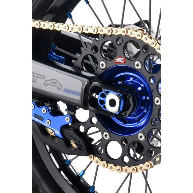 ZETA ジータ チタンチェーンアジャスターボルト／ナットセット(Z-チタン) HONDA ホンダ KAWASAKI カワサキ SUZUKI スズキ YAMAHA ヤマハ BETA ベータ 足回り | ZETA | 05