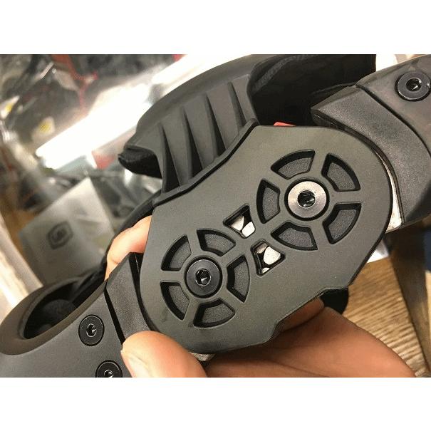 LEATT BRACE リアットブレイス LEATT／17 C-FRAME PRO CARBON ニーブレース サイズ：L／XL 膝プロテクター・ニーガード プロテクター | ブランド登録なし | 04