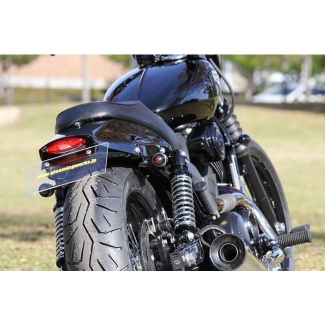 GLEAMING WORKS グリーミンワークス アリゲーターテールカウル カラー：ブラック塗装仕上げ (LEDテールランプ付き) STREET750 シートカウル・テールカウル 外装の画像