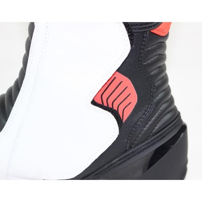 アルパインスターズ（alpinestars） SMX-6 V2 BOOT［SMX-6 ブーツ