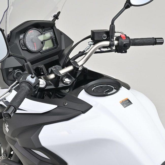 GIVI ジビ BF01 タンクロック用 アタッチメント［スズキ車用］ SUZUKI スズキ バッグ・ボックス取り付けステー 車体用バッグ・ケース | GIVI | 01