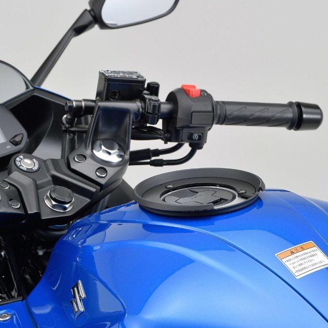 GIVI ジビ BF01 タンクロック用 アタッチメント［スズキ車用］ SUZUKI スズキ バッグ・ボックス取り付けステー 車体用バッグ・ケース | GIVI | 03