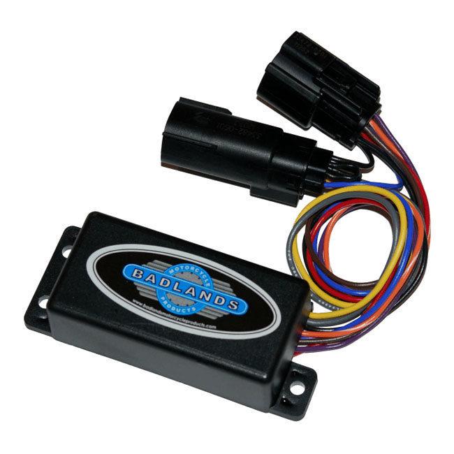 Badlands Illuminator Plug-In Style Run, Brake and Turn Signal Module for  Harley - Get Lowered Cycles BADLANDS バッドランズ イルミネーター【ILLUMINATOR】 10-13 STREET ＆ ROAD GLIDE (NU) HARLEY-DAVIDSON ハーレーダビッドソン ウインカーリレー 灯火類