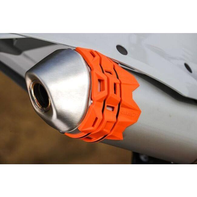 ACERBIS（アチェルビス） サイレンサープロテクター カラー：010