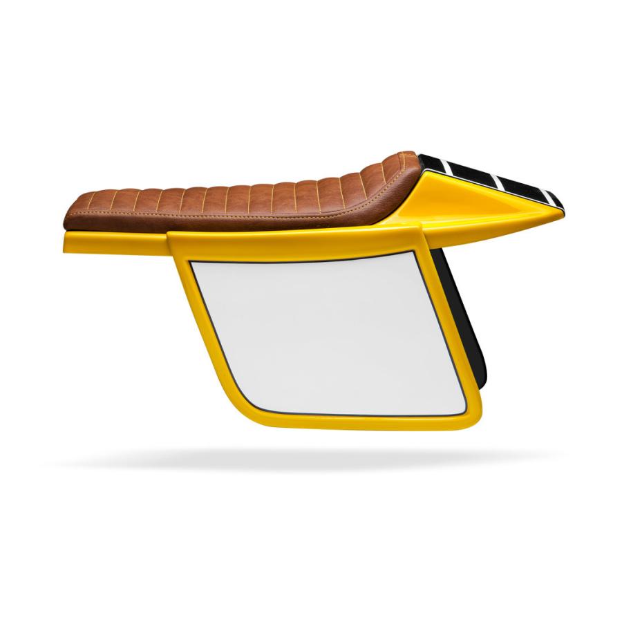 C-RACER C-RACER:シーレーサー 汎用フラットトラッカーシート サイドゼッケンプレート付き