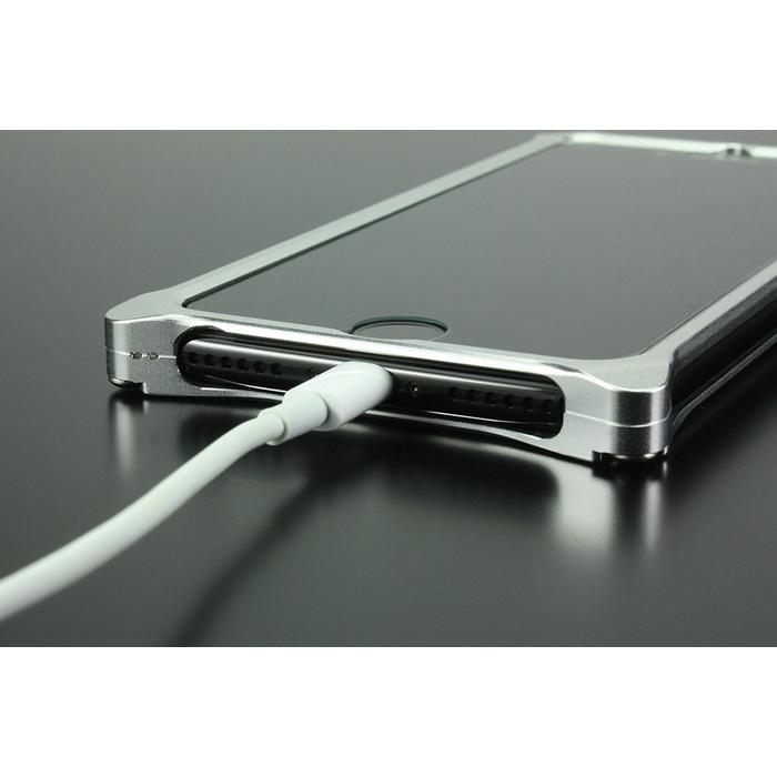 GILD design ギルドデザイン MONSTER HUNTER：WORLD Solid for iPhone8Plus／iPhone7Plus [モンスターハンター] カラー：レッド スマートフォンケース | GILD design | 04