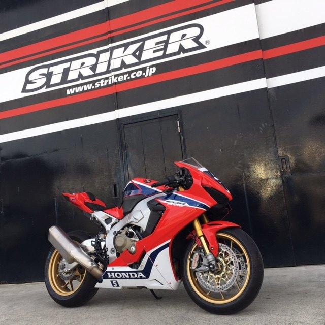 STRIKER ストライカー スペシャルステップキット CBR1000RR HONDA