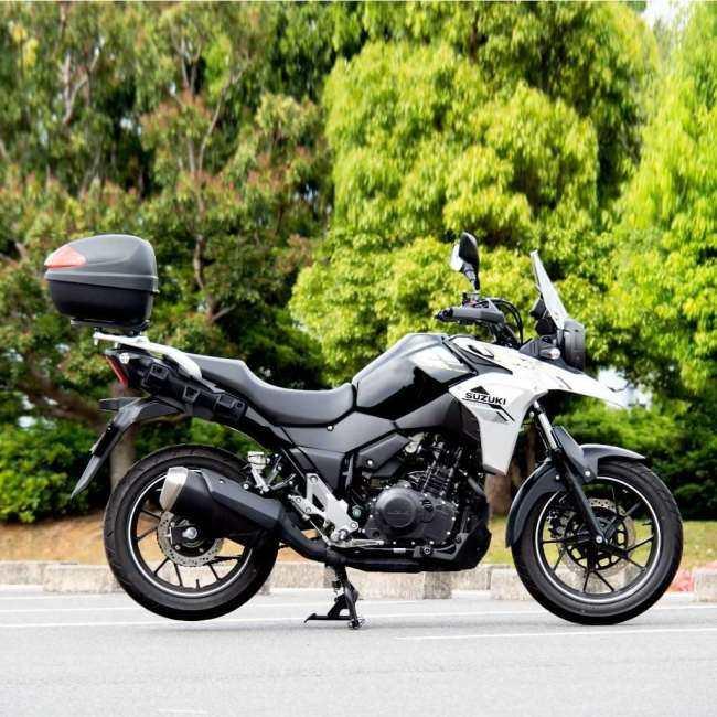 World Walk ワールドウォーク リアボックス装着用アタッチメント タイプ：30Lリアボックスセット Vストローム250 SUZUKI スズキ リアキャリア 外装の画像
