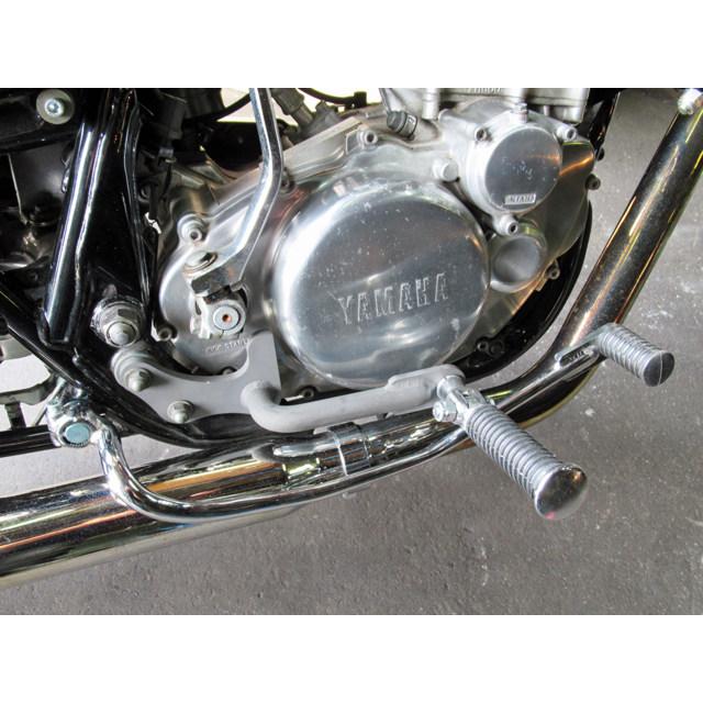 2%er（ツーパーセンター） ミッドフォワードコントロールキット カラー 