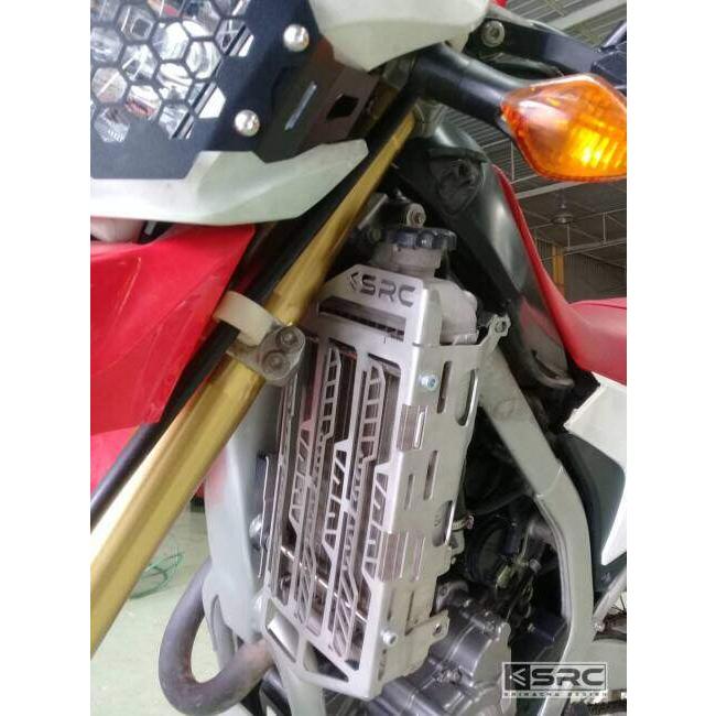 SRC エスアールシー ラジエターガード CRF250 L HONDA ホンダ ラジエーターコアガード・オイルクーラーコアガード 冷却関連 エンジンの画像