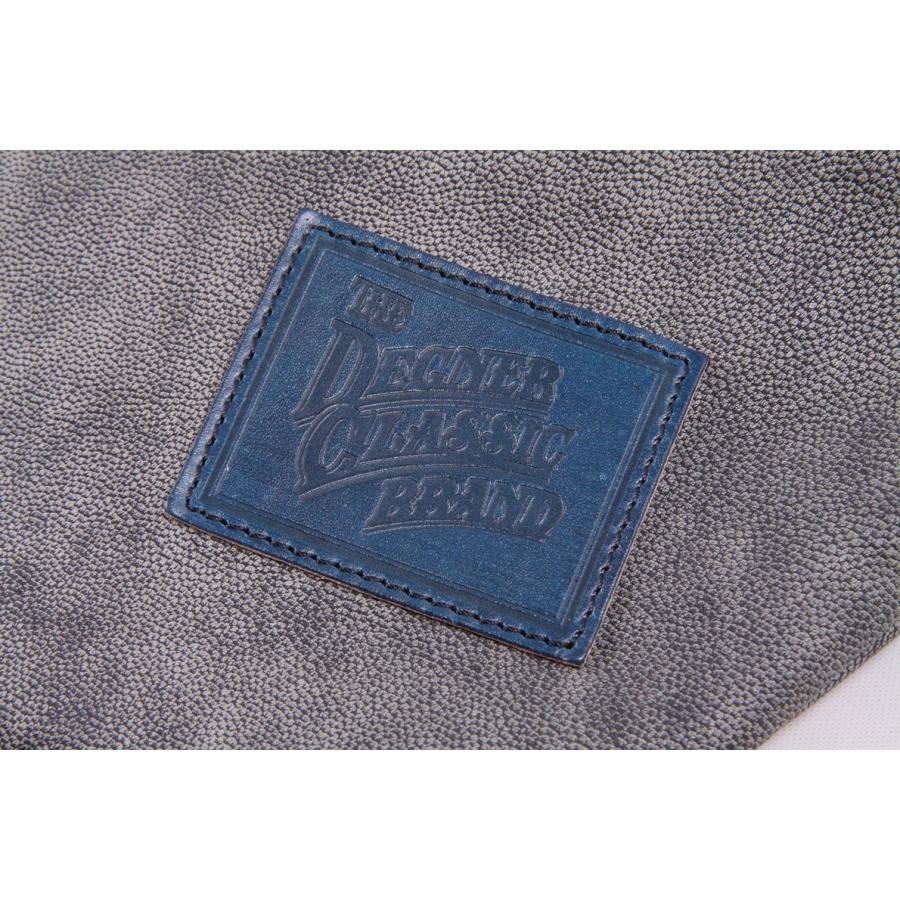 DEGNER デグナー レザーバナナバッグ カラー：グレー ショルダーバッグ バッグの画像
