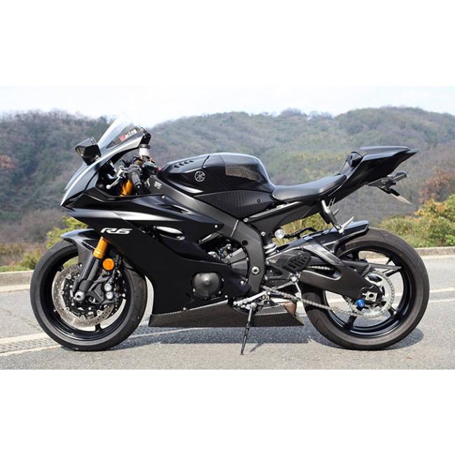 Magical Racing マジカルレーシング フェンダーレスキット 素材